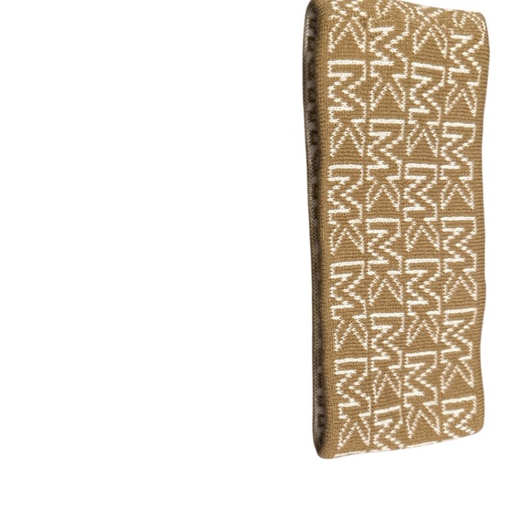 Michael Kors Beige and Cream Knit Headband - Picture 2 of 3